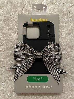 heyday iPhone 17 Pro Max phone case Black with Bedazzled Bow NWT